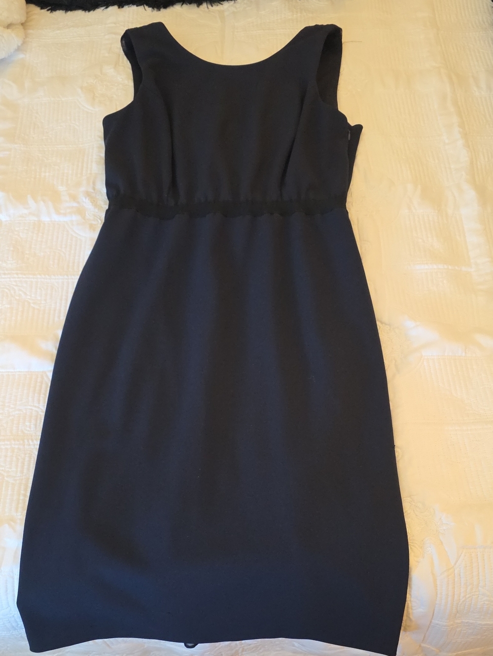 Donna Ricco Sleeveless Navy Sheath Dress